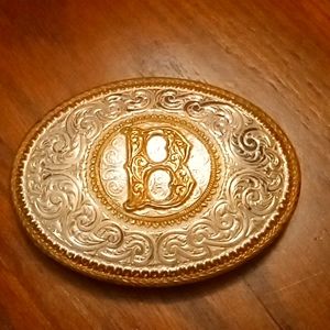 Belt buckle B initial